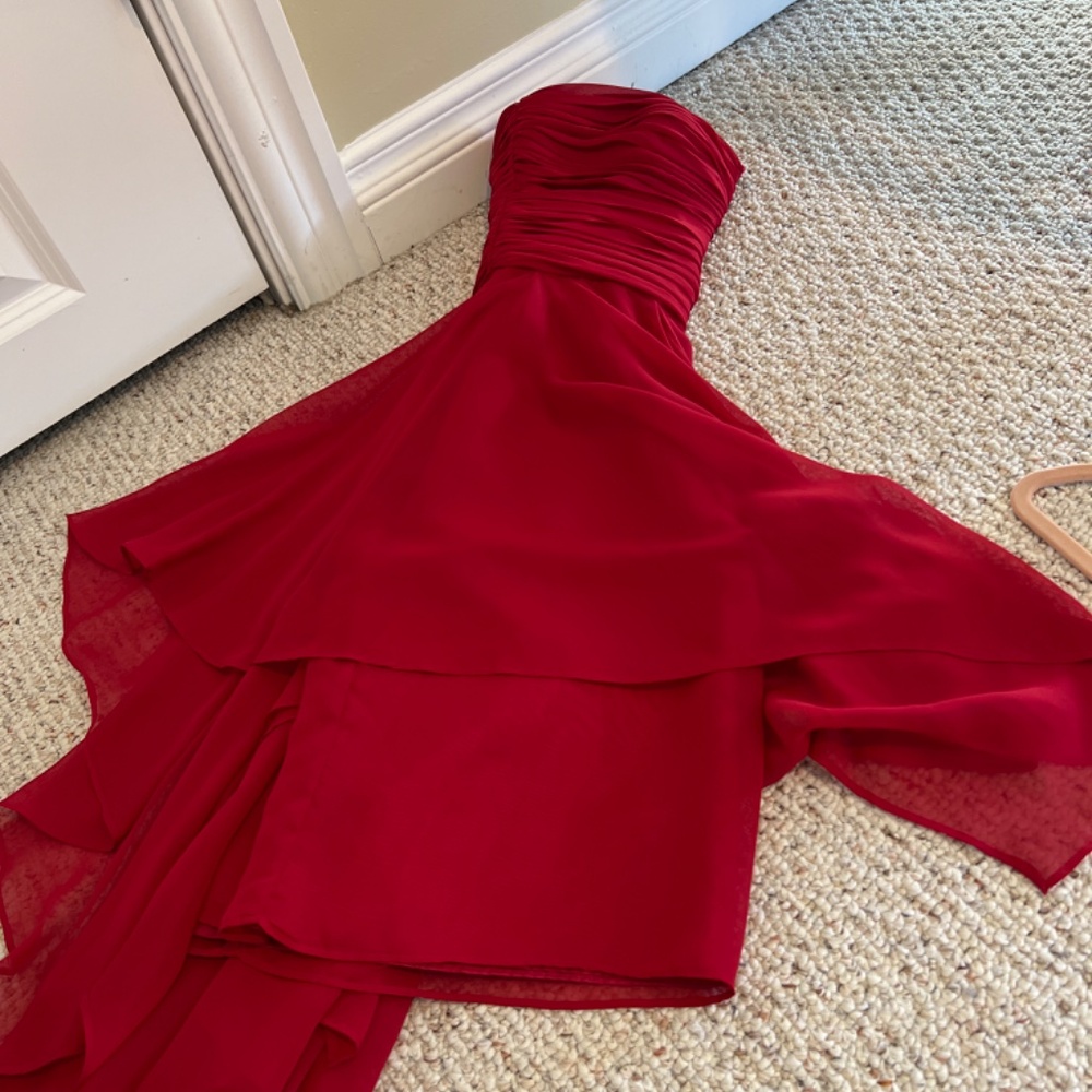 Gorgeous Arden B red flowing tiered dress, M. NWT - Picture 11 of 11